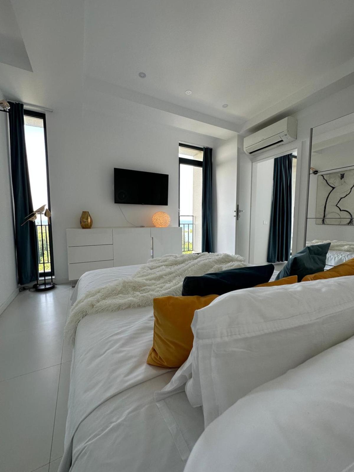 Donna Alba Seaview Penthouse, casa ta de pe plajă Apartment Neptun Exterior foto