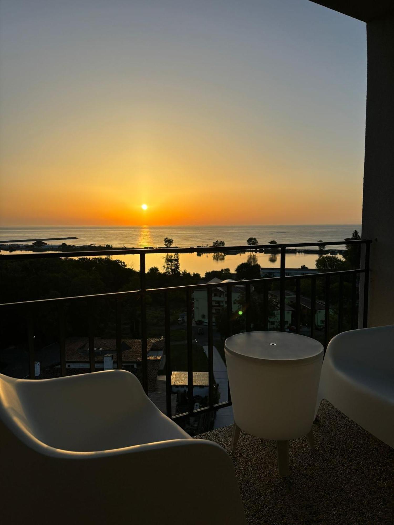 Donna Alba Seaview Penthouse, casa ta de pe plajă Apartment Neptun Exterior foto