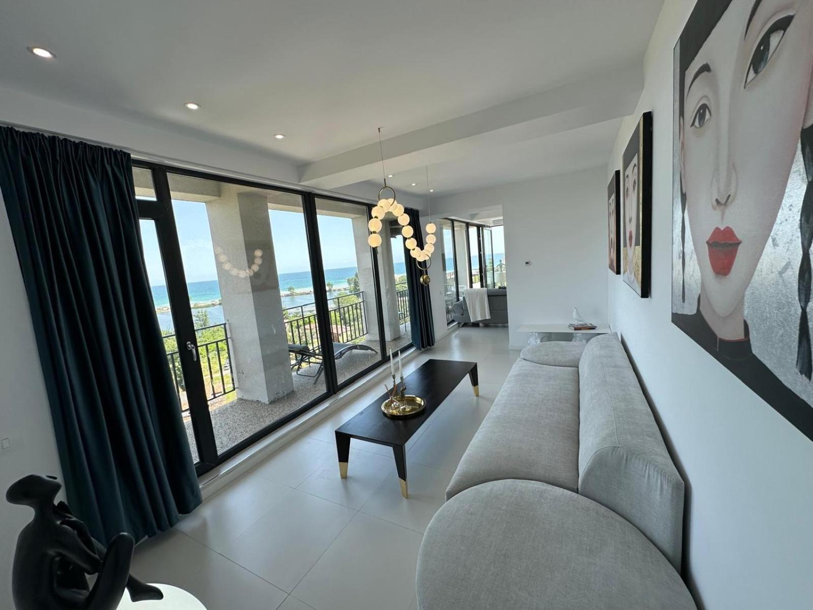 Donna Alba Seaview Penthouse, casa ta de pe plajă Apartment Neptun Exterior foto