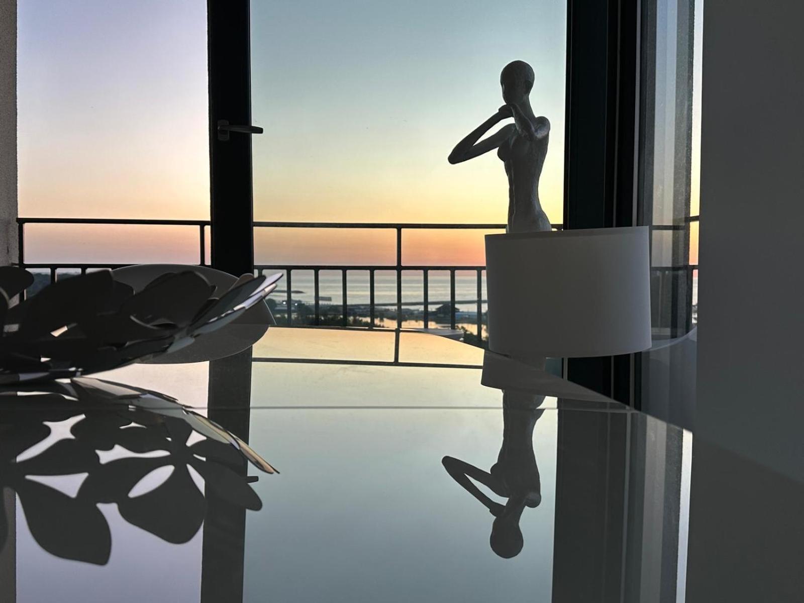 Donna Alba Seaview Penthouse, casa ta de pe plajă Apartment Neptun Exterior foto